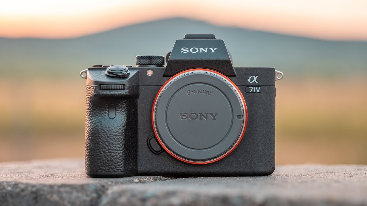 Sony A7IV + Batteria NP-FZ100